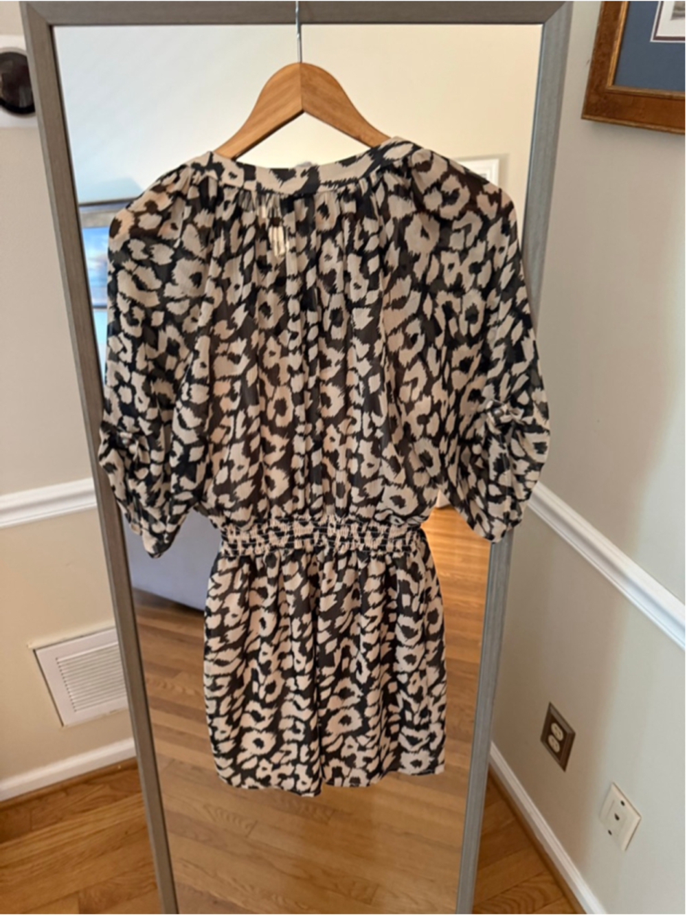 Women's EXPRESS Black Beige Leopard Print Mini Dress XS - Picture 6 of 6